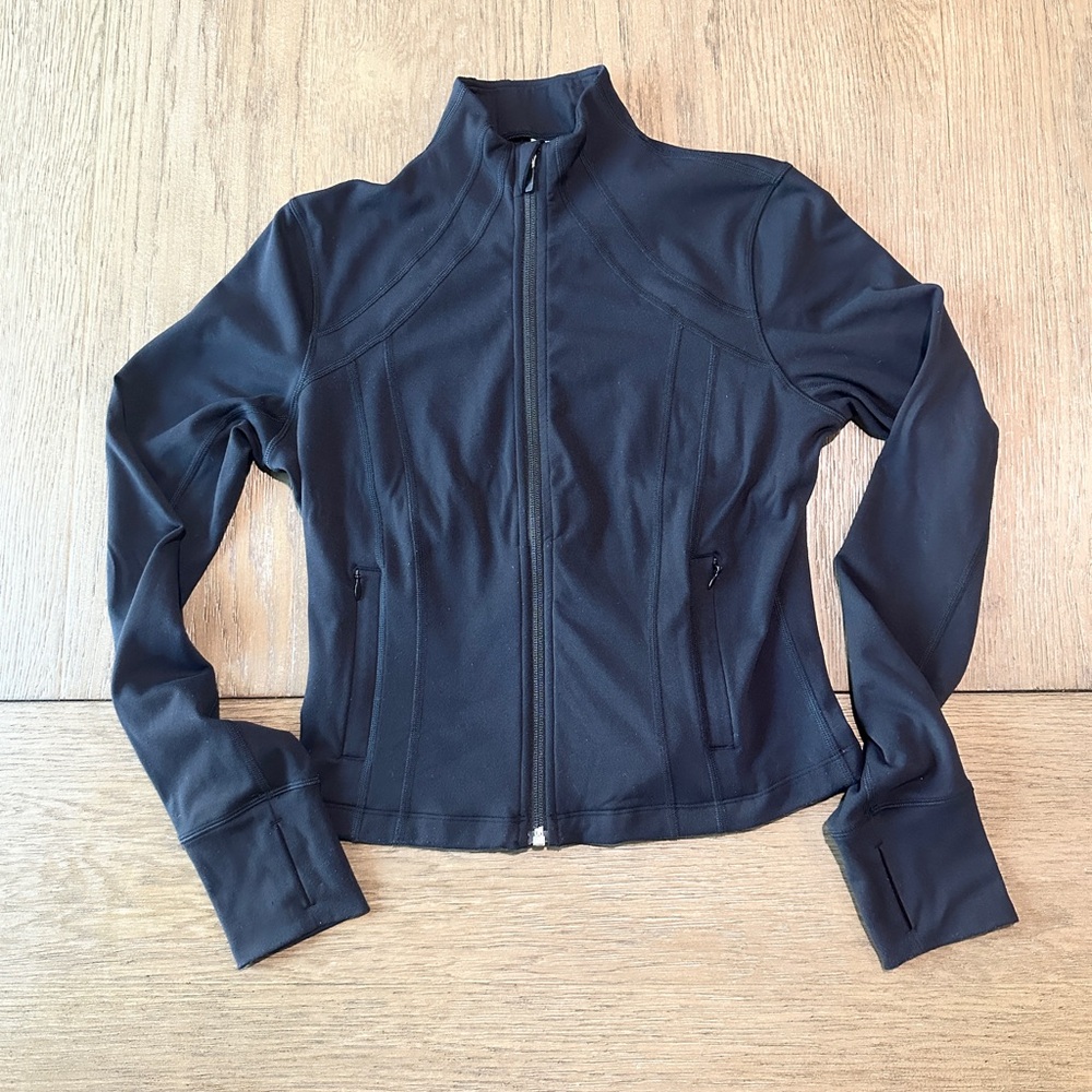 Southern Athletica Cropped Contour Jacket in Black Size 2 - Picture 6 of 13